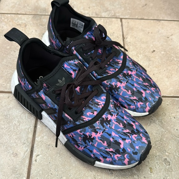 adidas gazelle silver green womens Kids Adidas NMD V3 Trainers main image 0